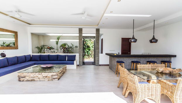 Entrada (vista interior)