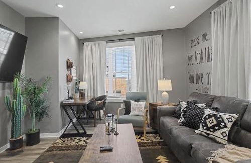 2BR Condo in Walkable Area & 5 mins to Broadway - Foto 5