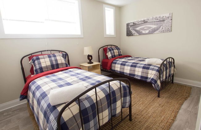 2 Level Home near Wrigley - Foto 6