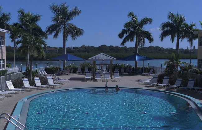 Barefoot Beach Resort - Foto 29