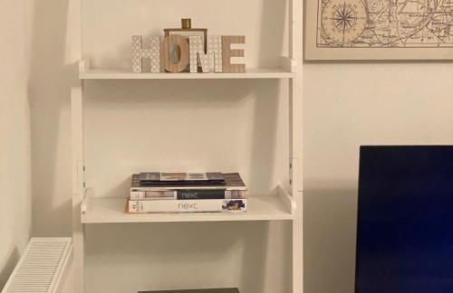 Peterborough City Center Near Healthcare Center One Bed apartment With Free Private Parking Contractors Locum Staff welcome - Foto 10