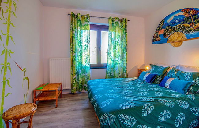 The Waltz of the Chickadees in Somme Leuze - Foto 14