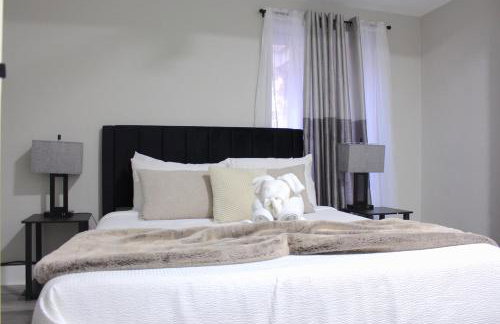 2 bdrm Modern & Hip Apt with Private Patio - Foto 22
