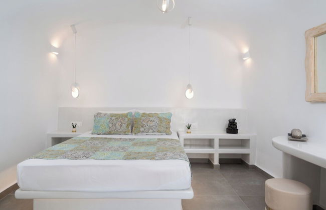 Yiota Collection 4 Suites & 4 Prive Jacuzzi - Foto 11