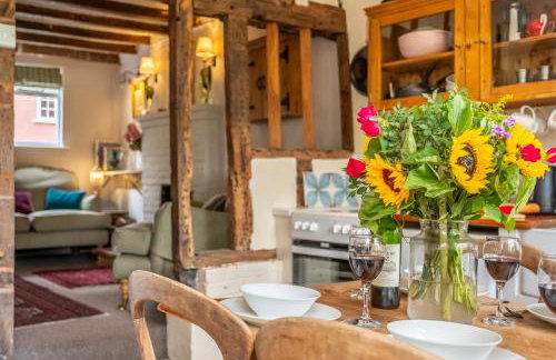 Brimming with Medieval charm - Weavers Cottage - Foto 25