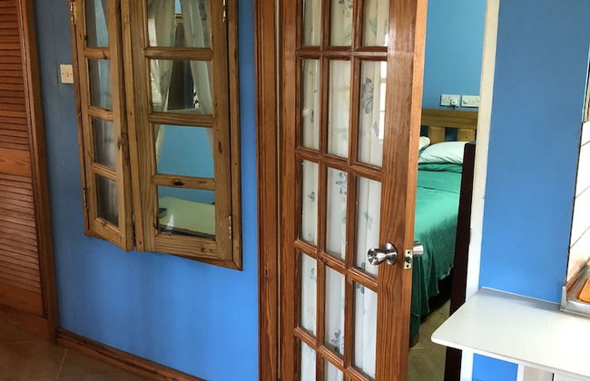 Coco Mango Suites - Photo 11