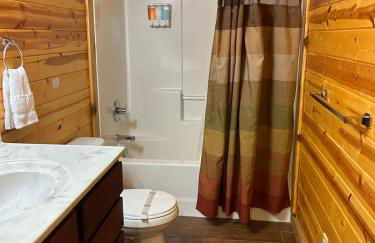 Solarium Deluxe Cabin #19 on Patoka Lake in Southern Indiana - Foto 13