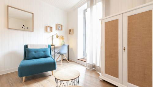 Au Petit Sommet - OursBlanc APPARTEMENT 2 I 3 PERS CENTRE VILLE 30m2 - Foto 4, wardrobe