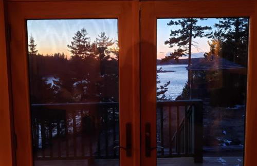 Sunset Cabin by the Sea, Log cabin stunning views - Photo 46