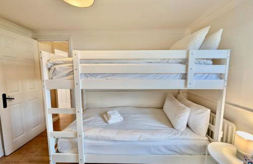 Stunning House With Private Backyard - Foto 19