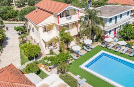 Oscar Villa & Studios - Foto 37