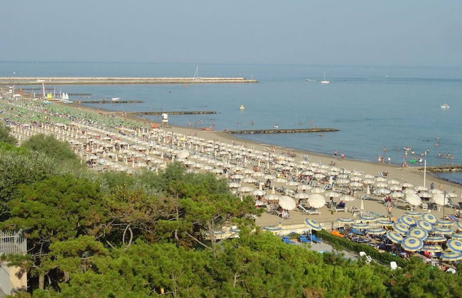 Beautiful One-bedroom Flat With Swimming Pool Near the sea by Beahost Rentals - Foto 14