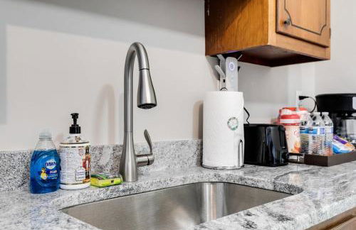 M2 Central location 2 mins to VCU FREE PARKING - Foto 36