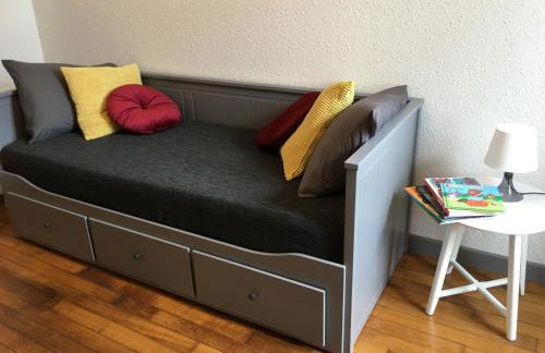 Grands Gîtes de charme avec jardin, lieu calme et paisible en plein coeur d'Arbois, linge inclu, lits faits à l'arrivée et ménage en fin de séjour - Foto 5