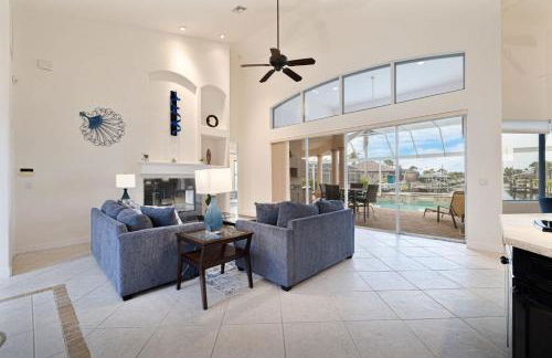 Waterfront Bliss Retreat Sailboat Access and Heated Pool - Foto 13