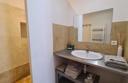 Cocon du Papillon à Lourmarin - Foto 18