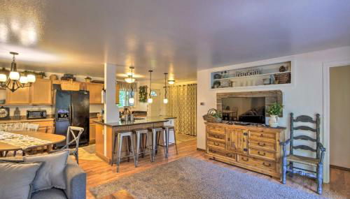 Hot Tub and Fireplace Peaceful Anderson Island Home - Foto 5