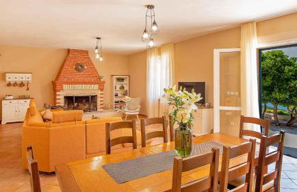 A gorgeous villa on a private property on the island Brač - Foto 9