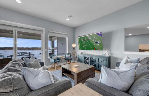 Luxury Waterfront Home with Swimming Pool Hot Tub and 2 Boat Slips - Foto 24