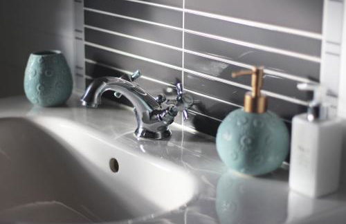 Secluded Countryside Retreat for Four, Gloucester - Photo 13