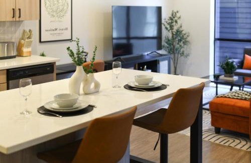 LUX Studio King Bed Free Parking Gym New - Foto 47