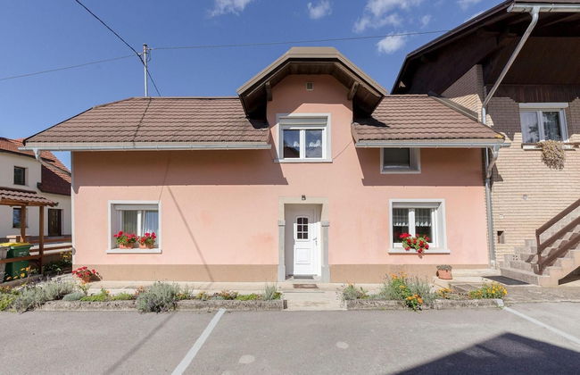 Pool House Mr ek Family Friendly - Photo 18