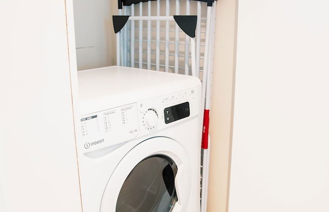 Your Luxury Retreat at Mercury Towers - Foto 14