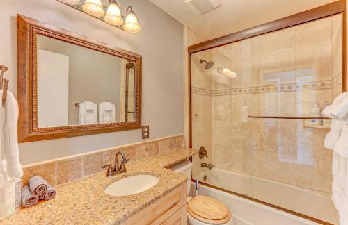 Mountain Views and Hot Tub Airy Forest Escape! - Foto 23