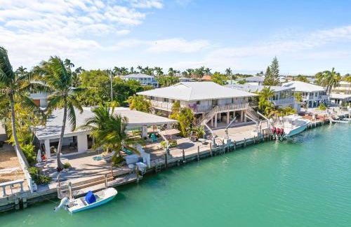 Seabreeze Cove Waterfront Gem 38 Foot Dock Cabana Club - Foto 61