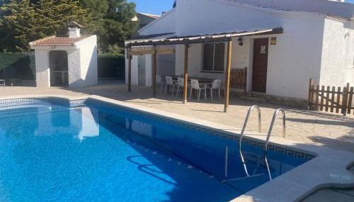 Casa con piscina y barbacoa - Foto 3