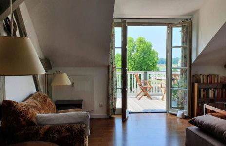 LoggiaHaus am Schloss, 5 Ferienwohnungen, teils mit Schloss- und Seeblick - Foto 8