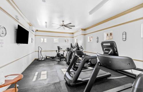 Luxury Condo in Regatta - Photo 22