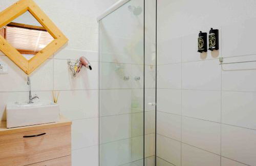 Chalé romântico com banheira aquecida - Foto 21