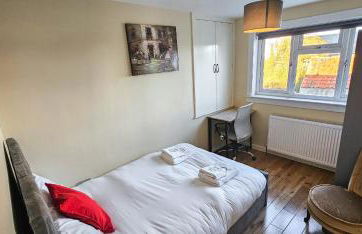 Bridge St 6 Bedroom House - Tranent - Foto 32