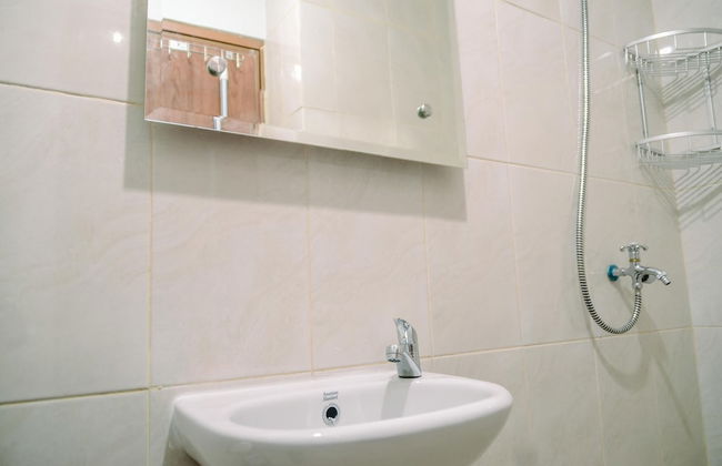 Stunning And Comfy Studio Amazana Serpong Apartment - Foto 8