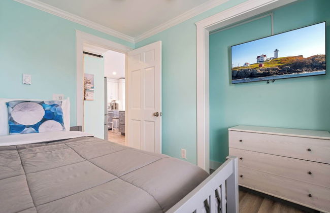 The Shore Thing Walk to Beach! - Photo 3