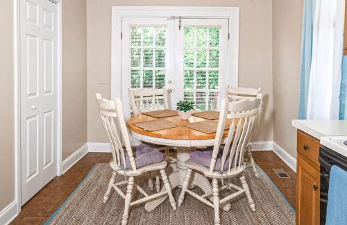 Americana Cottage Closest Historic BnB to Benning - Foto 2