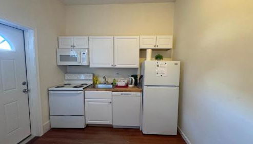 Updated 1BR, 1st floor, near T, free parking - Foto 5