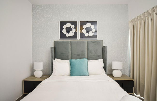 Elegant 3 BR Dubai South - Photo 11