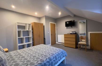 1 bed Apt close to Leeds Arena Sleeps up to 4 people F6 - Photo 19