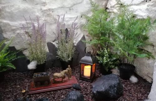 Welsh Miners Cottage Four Bedroom House - Foto 3