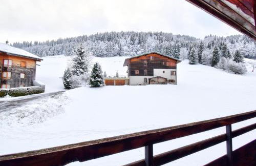 Studio avec balcon exposé sud-ouest, parking et animaux admis à 300m du centre - FR-1-524-84 - Foto 2