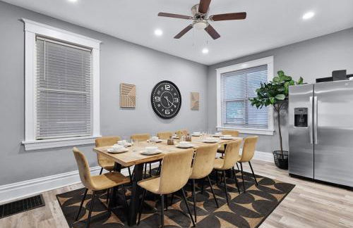 Spacious Modern 5BR Home Near Downtown St Louis - Foto 26