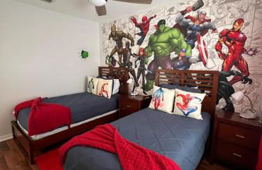 Lakefront Retreat 4BR-3BA Pool Home Near Disney - Foto 17