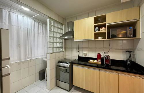 Moderno Apto no Gonzaga a UMA quadra da Praia - Foto 24