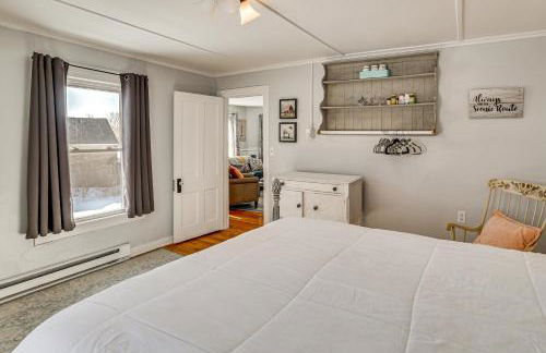 Easy Beach Access! Classic New London Charmer - Foto 13