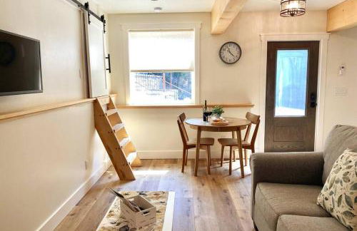 Timberwood Cottage in Downtown Twain Harte - Foto 3