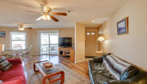 Beachfront Old Orchard Beach Condo with Balcony - Foto 3