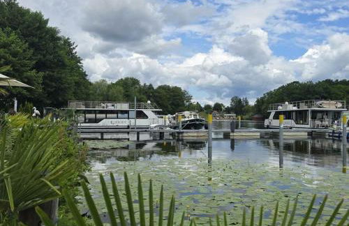 Harbor Suite Templin - Photo 16