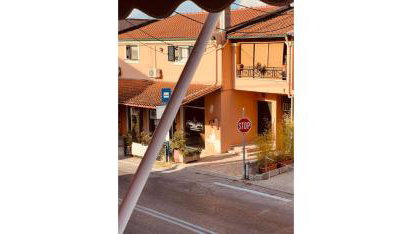 Miltonia Apartment - Photo 3